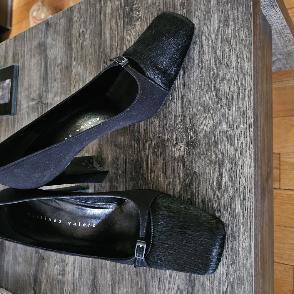 Martinez Valero Black Flats with Square Toe and Buckle